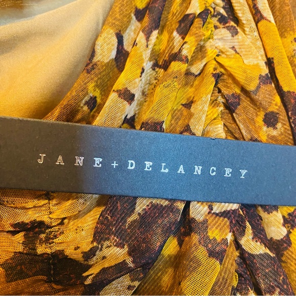 Jane and Delancey Floral Ruched Blouse in Brown and Yellow - Picture 9 of 11